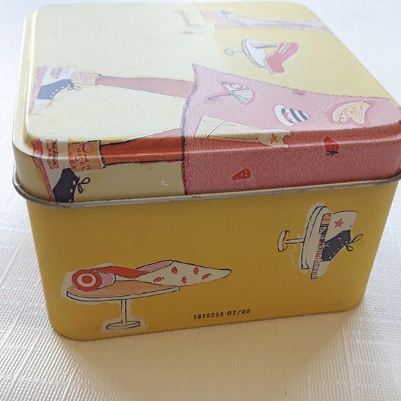 Rare 2000 Fossil Tin Shoes Empty - Picture 2 of 6